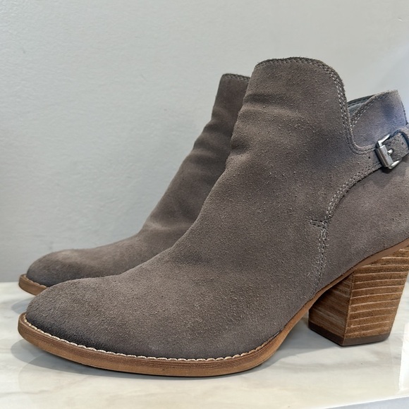 Sam Edelman Miriam Womens Suede Almond Toe Booties Size  8 - Picture 3 of 12